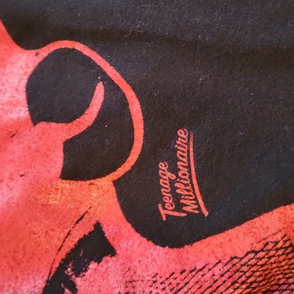 Black Hoodie Dress with Red Gun Print - Picture 4 of 4